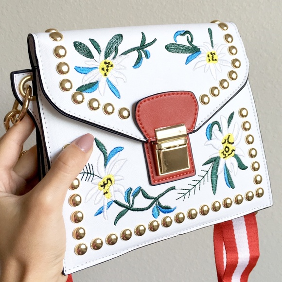 Handbags - Western Embroidered White Floral Satchel Handbag